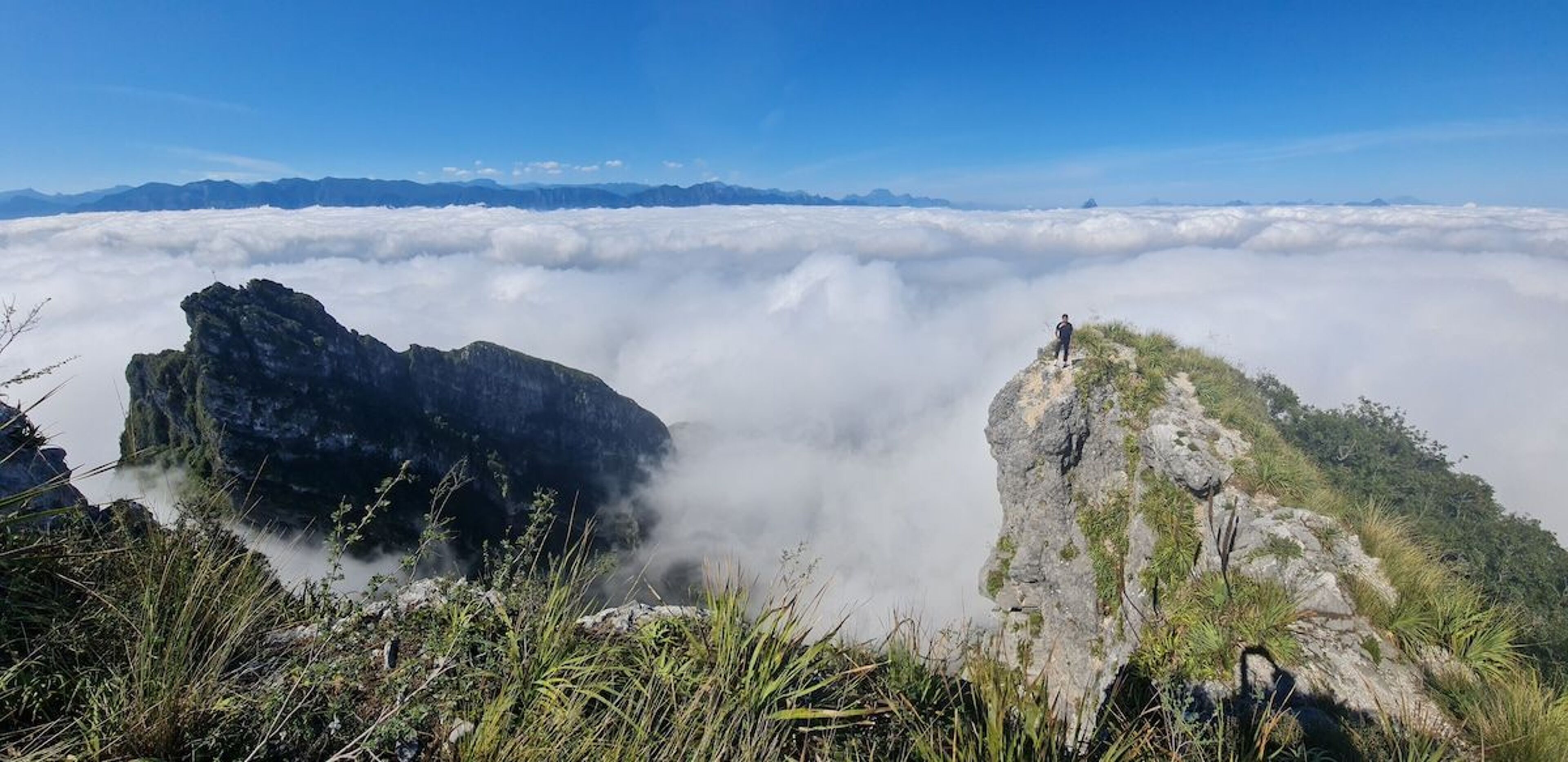 Imagen de portada para el evento: Cerro de la Silla Summit Hiking: Pico Norte Route