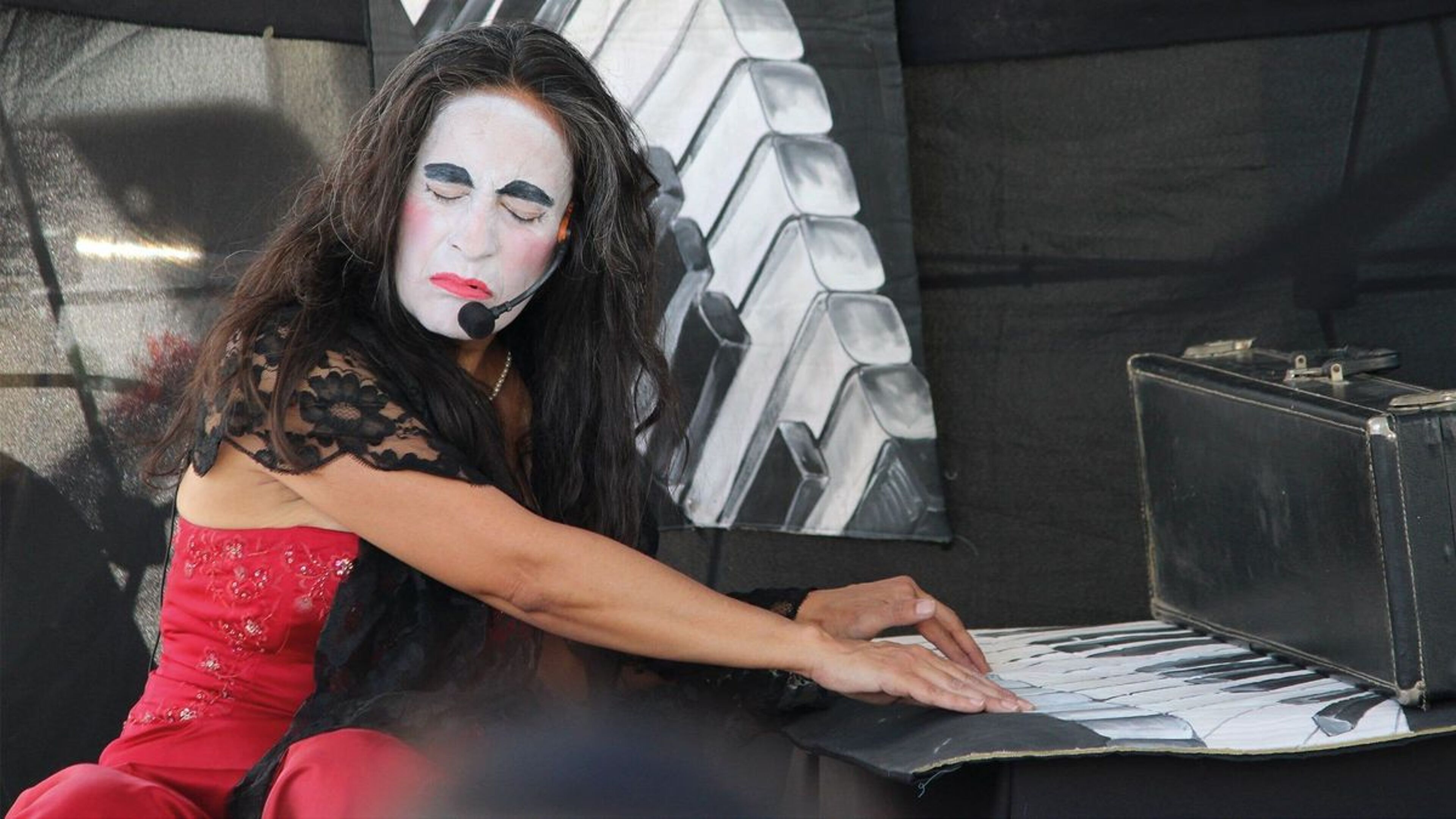 Moebius Teatro Clown, Pianina